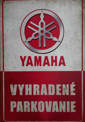 Retro tabuľka – Yamaha Vyhradené parkovanie